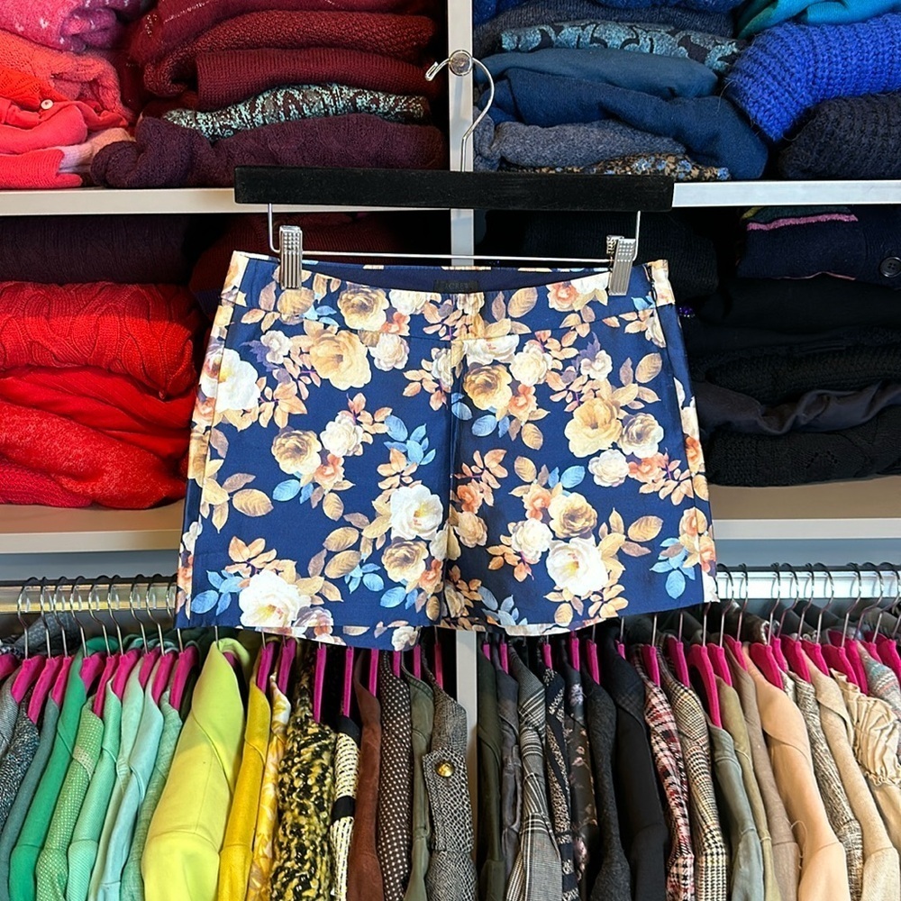 J Crew navy and tan flower print shorts size 0